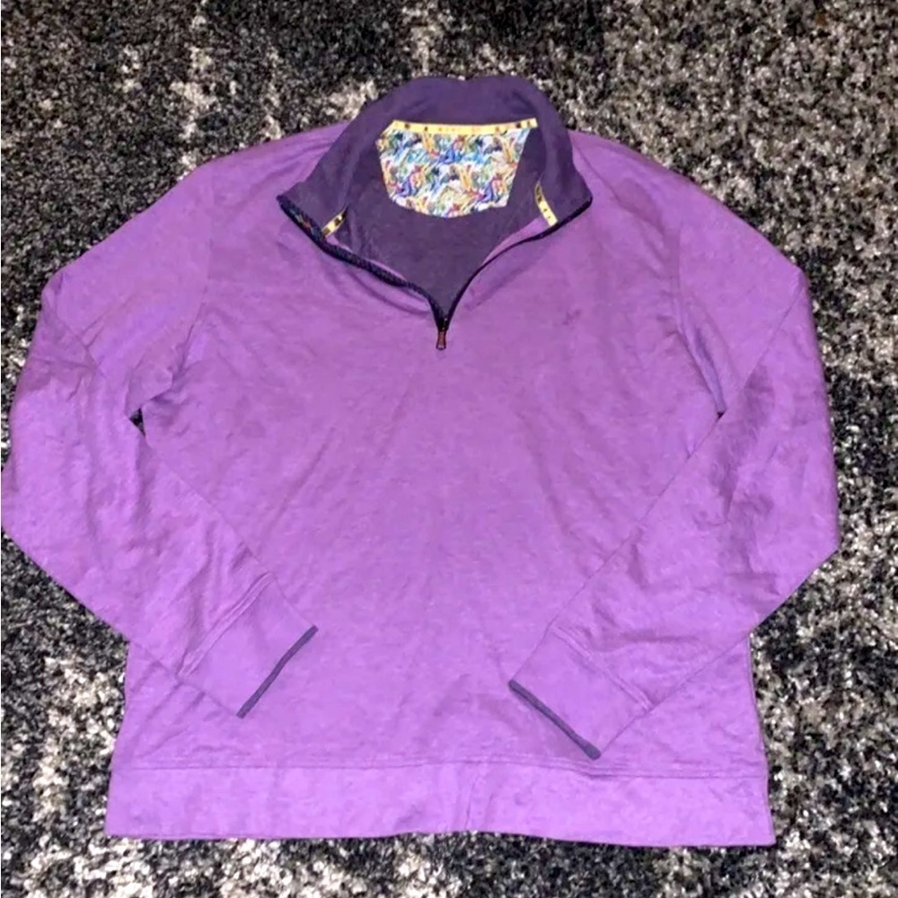 Robert Graham 1/4 Zip Sweater Men’s Sz XL  Small hole in back of shirt near seam